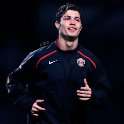 瑞典青年足球主管指责哥本哈根足球俱乐部挖走八岁球员（瑞典青训负责人指控哥本哈根俱乐部挖走一名8岁球员）