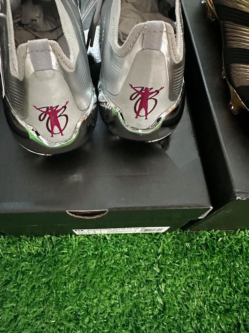 世俱杯赛制：扩军至32队对标世界杯 潜在黑马多（世俱杯新赛制：扩军至32队比肩世界杯，黑马涌现可期）