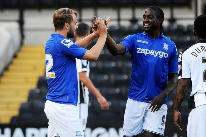 布莱顿中国球迷会：将停更内容直到俱乐部道歉，同时提出4大诉求（布莱顿中国球迷会宣布停更，促俱乐部致歉并列出四项诉求）