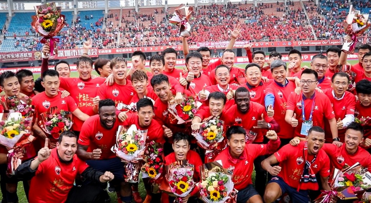 麦克阿瑟主帅：我讨厌澳超的规则，该吹停的时候不吹停比赛（麦克阿瑟主帅怒批澳超规则：关键时刻该吹停却不停哨）