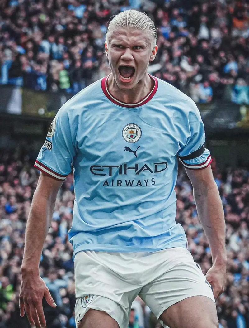 米兰旧将埃拉尼奥：国米实力更强，但米兰一直都能踢好德比（米兰名宿埃拉尼奥：国米更胜一筹，米兰历来德比表现不俗）