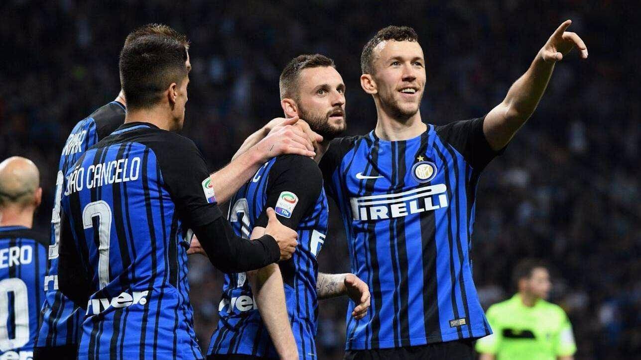 混团世界杯：国乒8-2法国，6连胜！王曼昱救4个局点，大胖惨遭逆转（混团世界杯国乒8-2法国豪取六连胜：王曼昱连救4个局点，樊振东遭逆转）