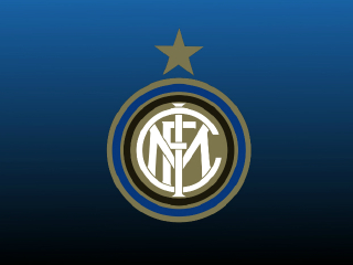 詹姆斯背身单打得分，引领球队节奏（詹姆斯背打取分，掌控比赛节奏）